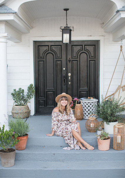 How to style your front porch for entertaining
