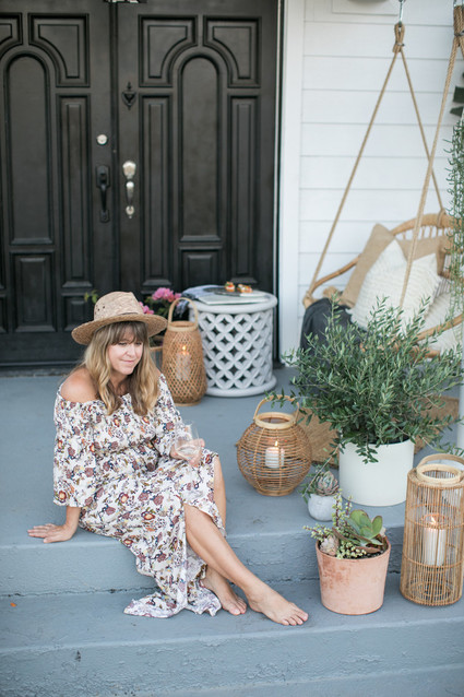 How to style your front porch for entertaining