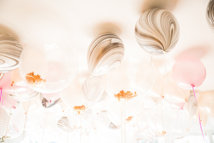 pink and white balloons