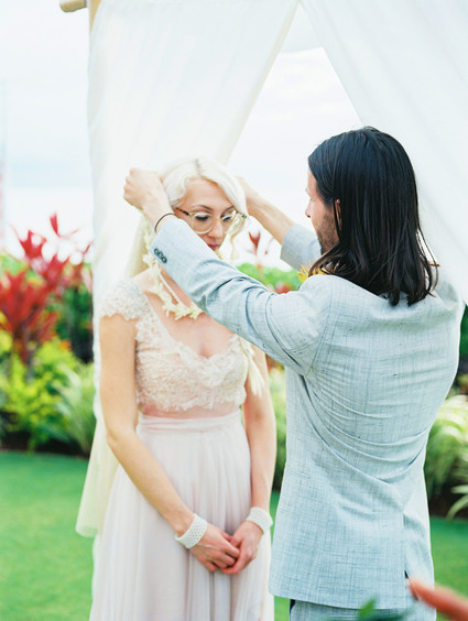 Indie Portland meets Maui wedding