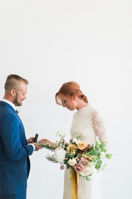 Modern minimal fall wedding ideas