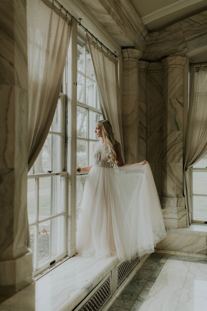 Secret Garden-inspired bridal editorial