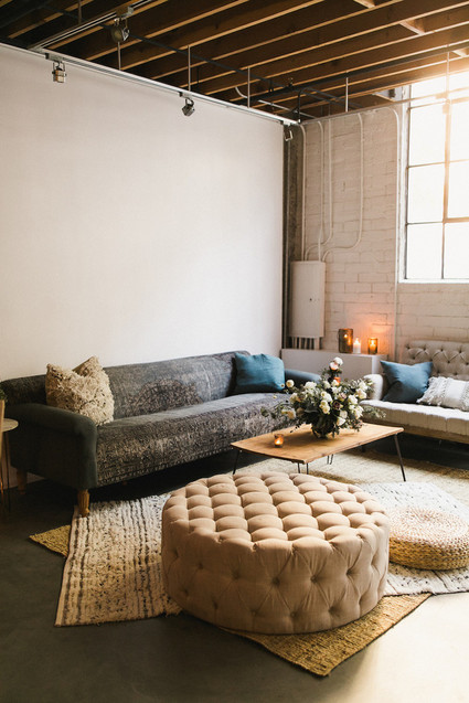 Modern wedding lounge