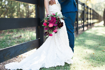 Bright, modern barn wedding