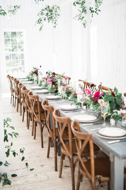 Bright, modern barn wedding Inspiration