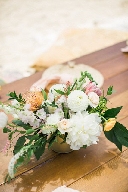 beach party florals