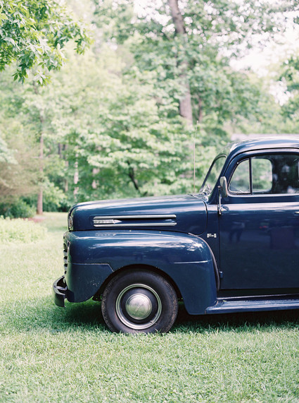 vintage pick up truck
