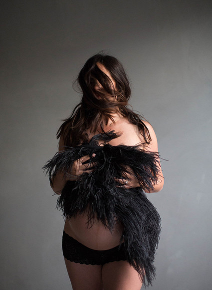 Amanda's maternity photos by Elizabeth Messina