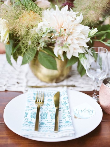 romantic fall wintery wedding in Washington state