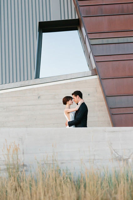 minimal museum wedding ideas