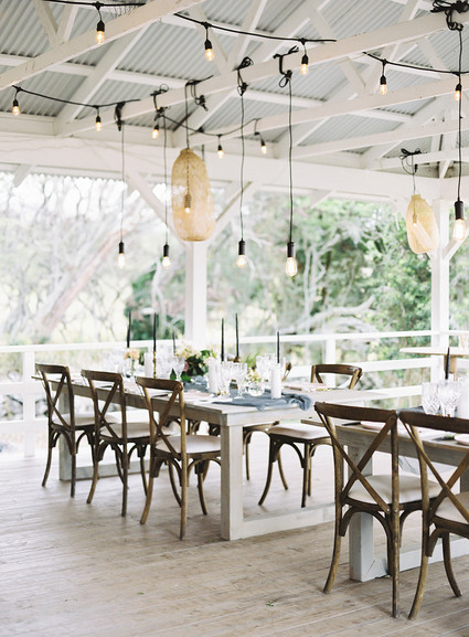 Vintage botanical wedding at Puakea Ranch in Hawaii