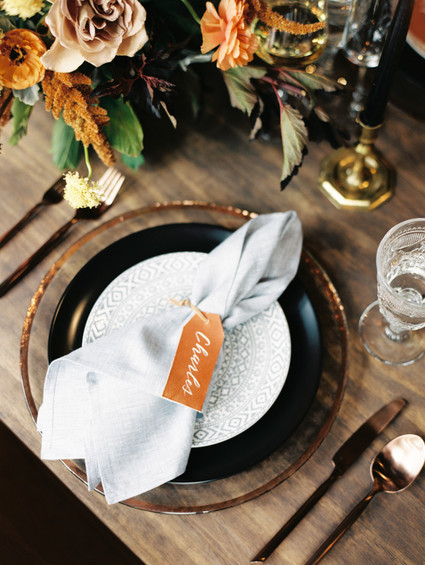 Elegant modern fall wedding ideas at The Forge in Dallas
