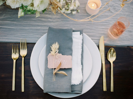 pastel seaside wedding inspiration on the Oregon Coast