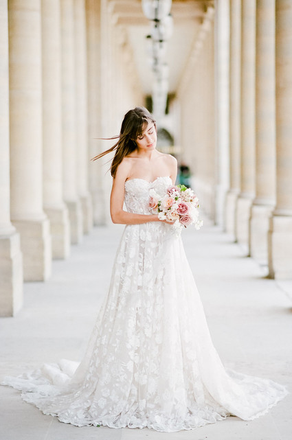 Guide to getting married in Paris on 100 Layer Cake Inspiration