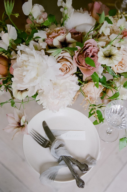 Guide to getting married in Paris on 100 Layer Cake Inspiration