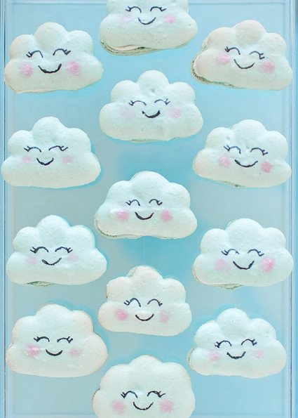 Happy cloud cookies