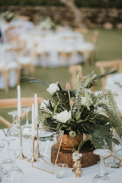 Classic modern Bali wedding at Khayangan Estate Inspiration