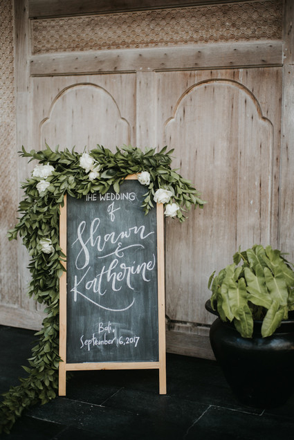 Classic modern Bali wedding at Khayangan Estate Inspiration