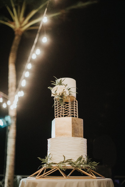 Classic modern Bali wedding at Khayangan Estate