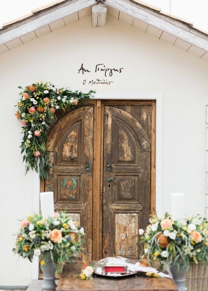 Tiny Greek wedding chapel in Athens