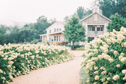 spring floral wedding inspiration