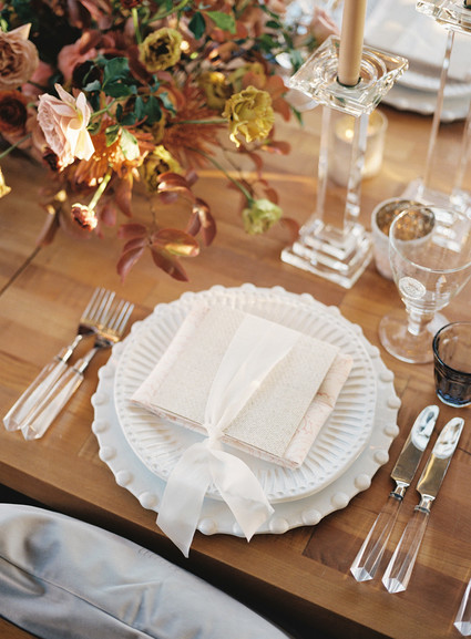 Fall dinner party ideas from The Wedding Artists Collective Inspiration
