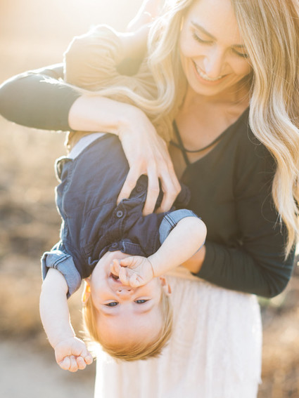 Natural light family photos by Elate Family on 100 Layer Cakelet