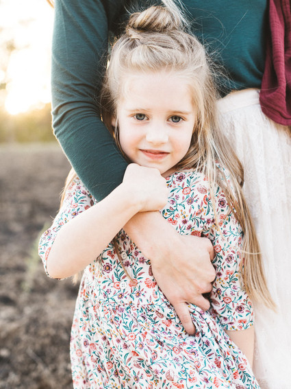 Natural light family photos by Elate Family on 100 Layer Cakelet Inspiration