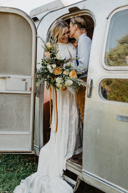 Vintage fall same-sex wedding inspiration