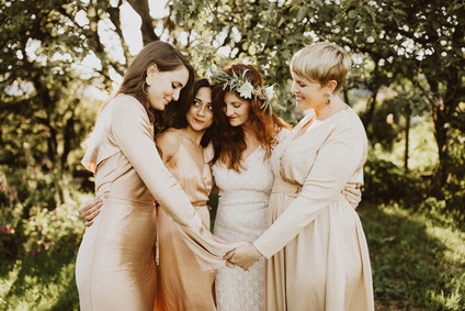 Charming indie Scottish Isle wedding