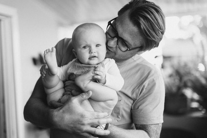 golden hour family photos in Playa Del Rey by Nicki Sebastian