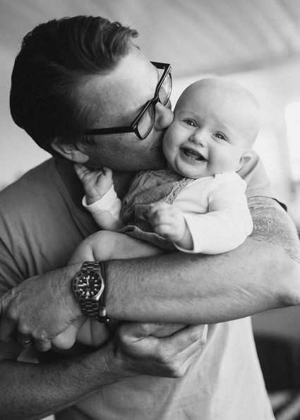 golden hour family photos in Playa Del Rey by Nicki Sebastian