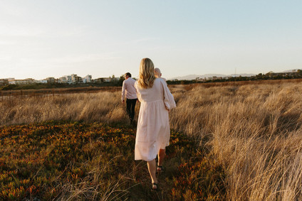 golden hour family photos in Playa Del Rey by Nicki Sebastian