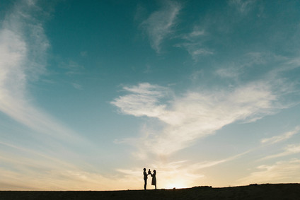 golden hour family photos in Playa Del Rey by Nicki Sebastian