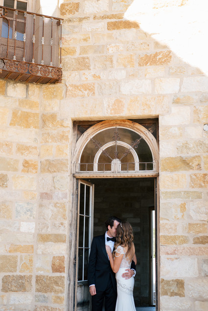 Elegant black and white wedding at Sunstone Winery