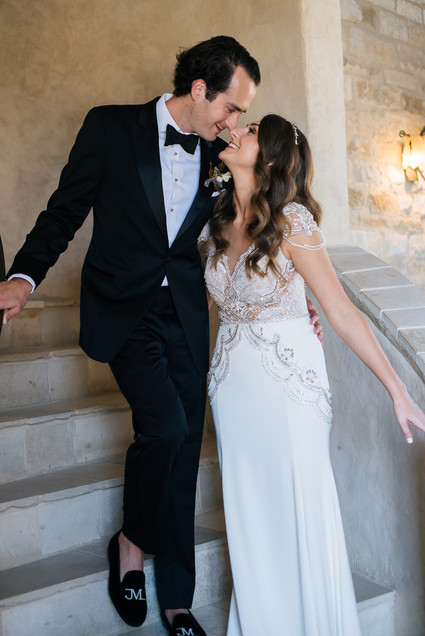 Elegant black and white wedding at Sunstone Winery