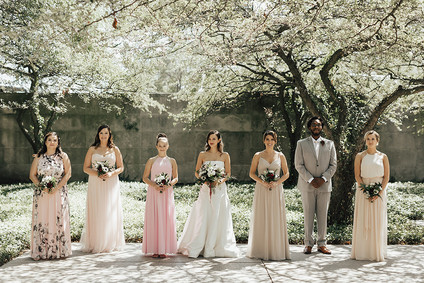 Modern winter Chicago wedding at the Chicago Athletic Association