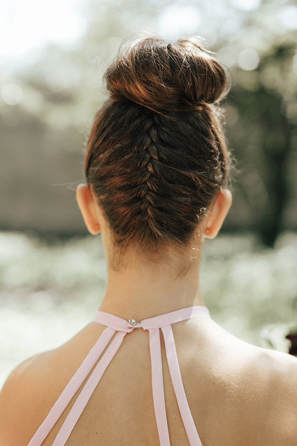 Modern winter Chicago wedding at the Chicago Athletic Association