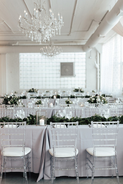 Modern winter Chicago wedding at the Chicago Athletic Association Inspiration