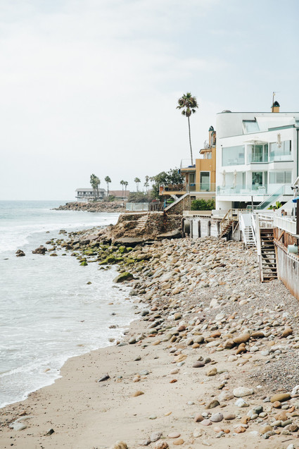 Stylish Malibu wedding on 100 Layer Cake