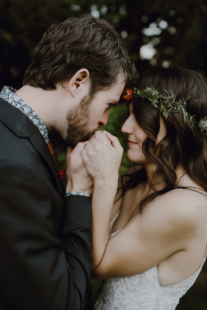 Spring Columbia Gorge wedding at Gorge Crest Vineyards