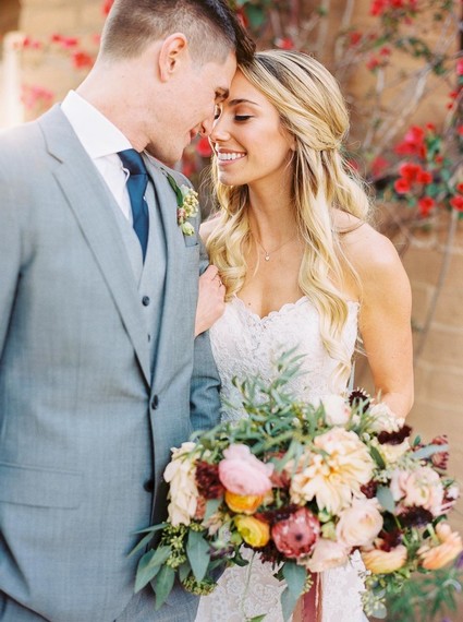 Modern feminine Santa Cruz wedding with boho details