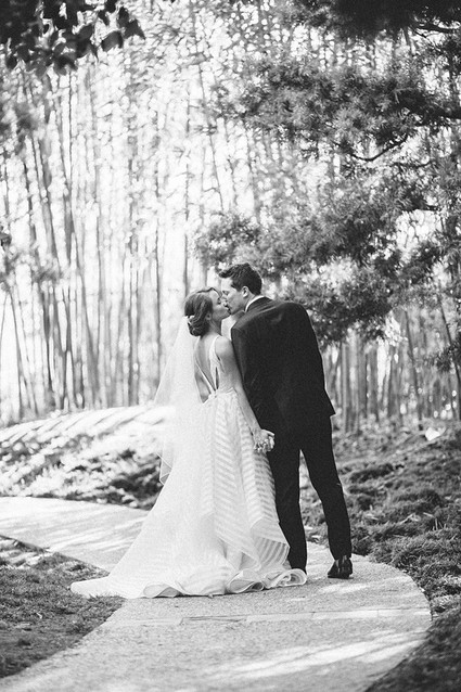 modern fall garden wedding