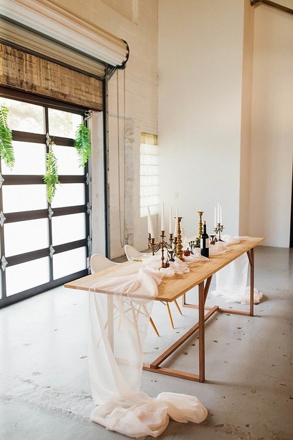 DIY warehouse wedding at Six Hundred King in Jacksonville Inspiration