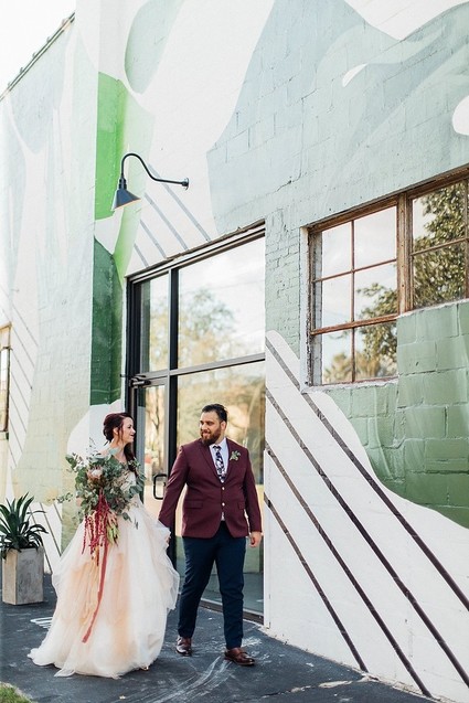 DIY warehouse wedding at Six Hundred King in Jacksonville