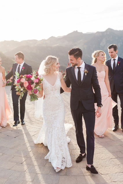 Romantic bright California wedding at Malibu Rocky Oaks
