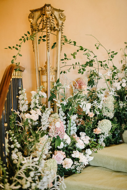 Elegant floral wedding at Sezincote in the Cotswolds Inspiration