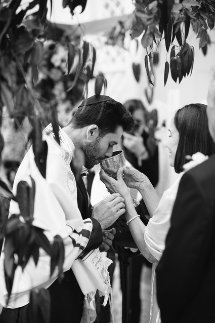 Elegant floral wedding at Sezincote in the Cotswolds