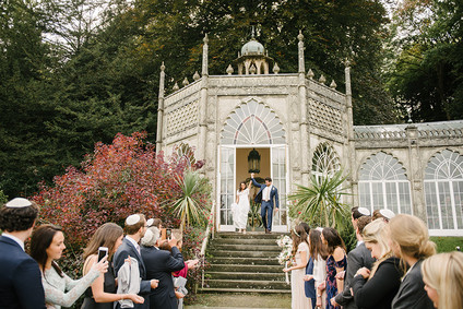 Elegant floral wedding at Sezincote in the Cotswolds