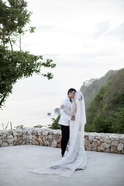 Elegant floral destination wedding in Bali
